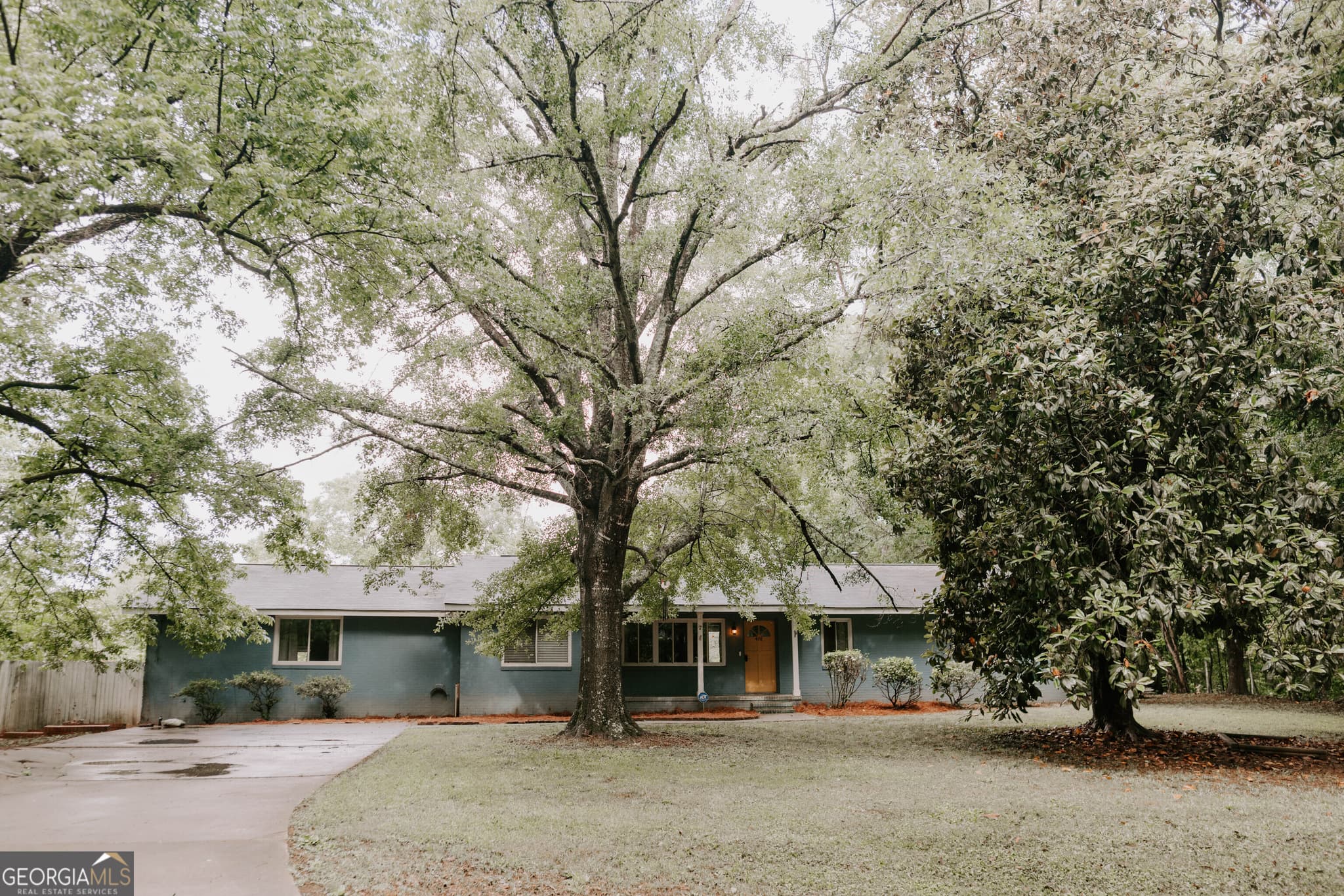 4 bedroom, 2.5 bathroom, 2,237 sq ft single family residence for sale at 481 Skinners Bypass, Milner, GA 30257 — photo 2