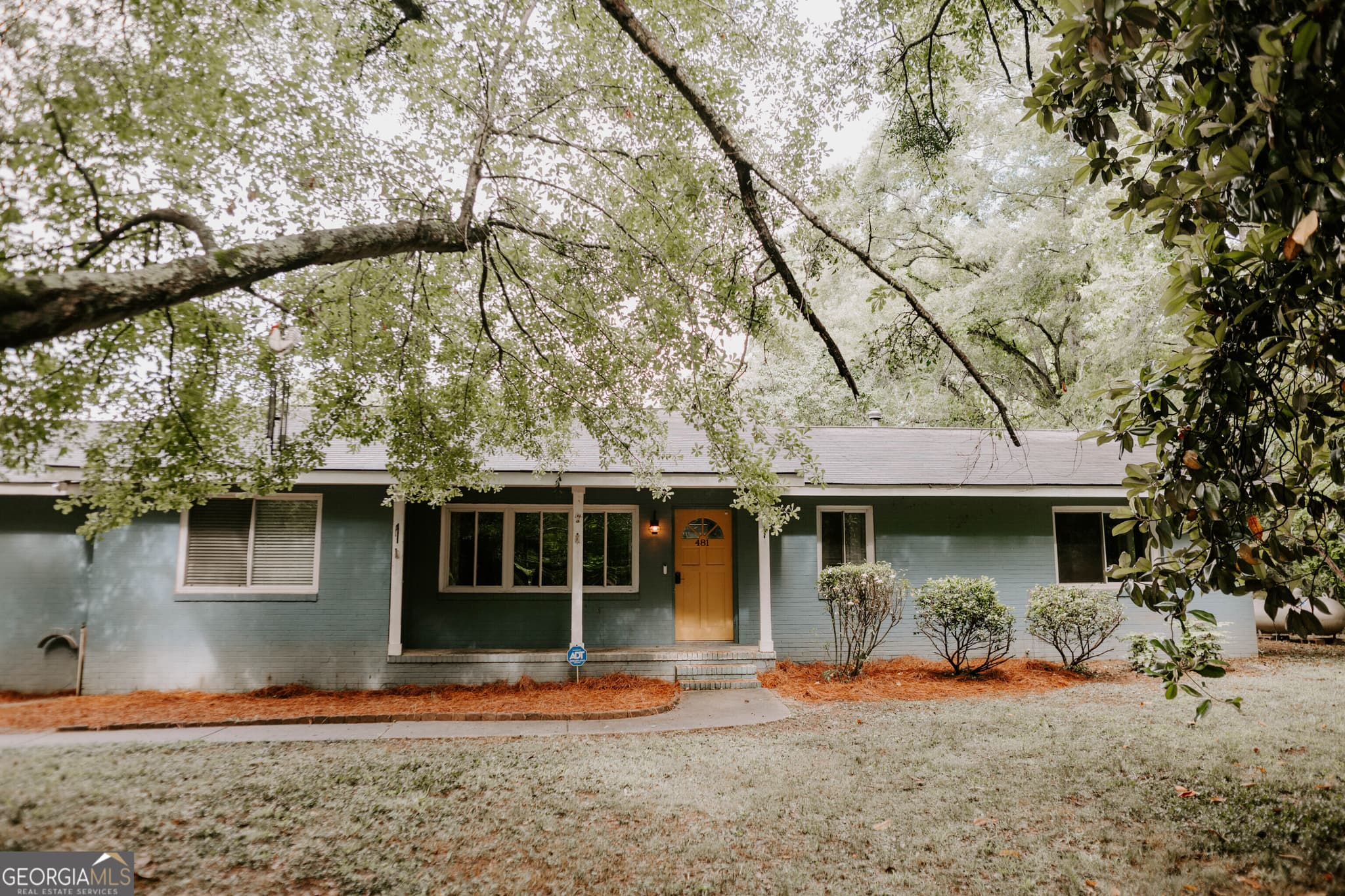 4 bedroom, 2.5 bathroom, 2,237 sq ft single family residence for sale at 481 Skinners Bypass, Milner, GA 30257 — photo 4