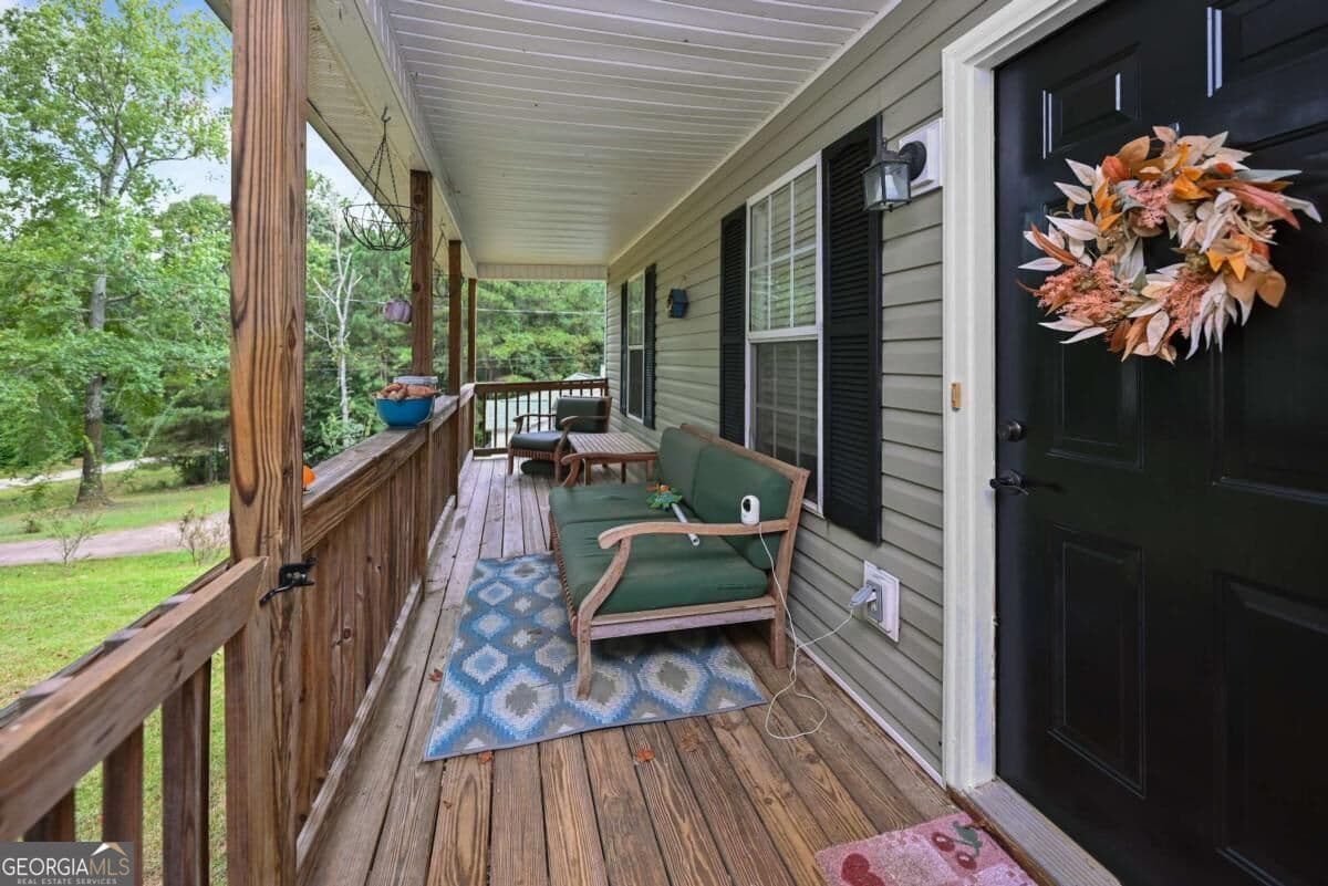 3 bedroom, 2 bathroom, 1,212 sq ft single family residence for sale at 36 Waterview Drive, Lagrange, GA 30240 — photo 5