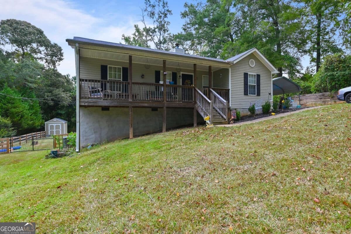 3 bedroom, 2 bathroom, 1,212 sq ft single family residence for sale at 36 Waterview Drive, Lagrange, GA 30240 — photo 4