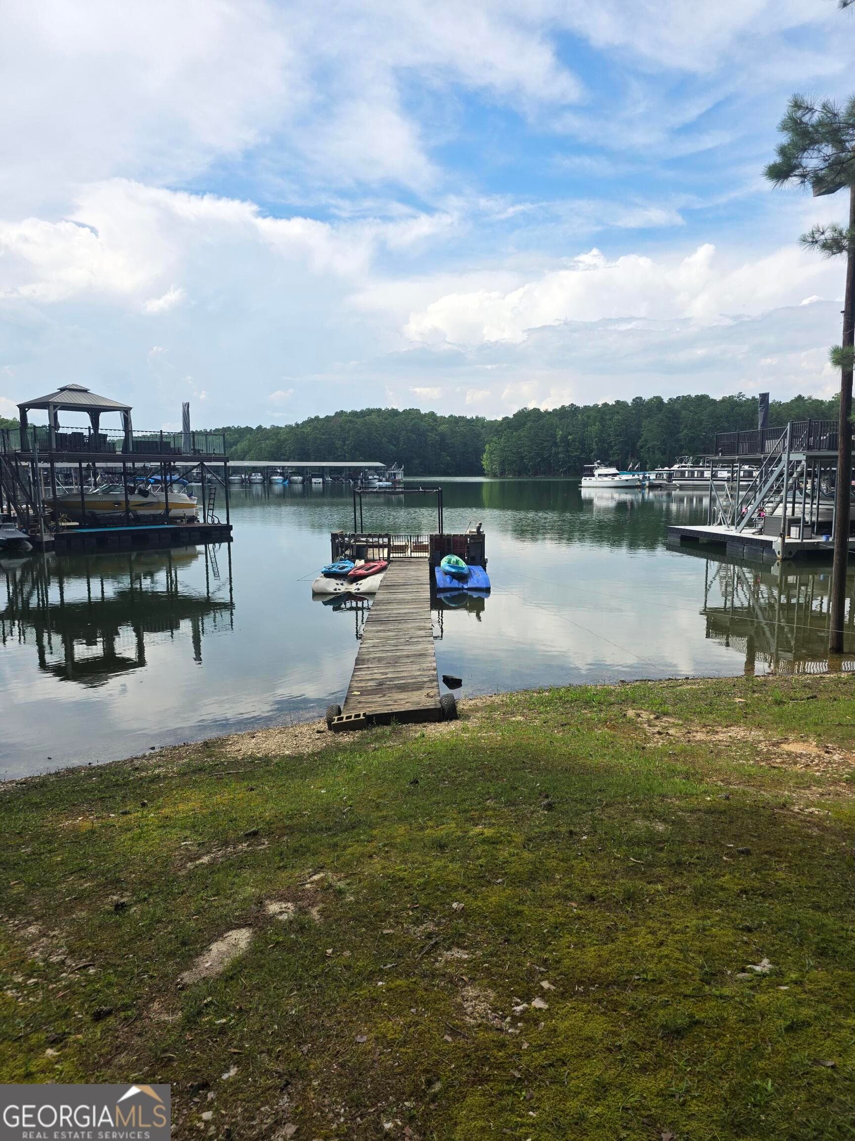 1 bedroom, 1.5 bathroom, 460 sq ft cabin,single family residence for sale at 5400 Kings Camp Road # B21, Acworth, GA 30102 — photo 3