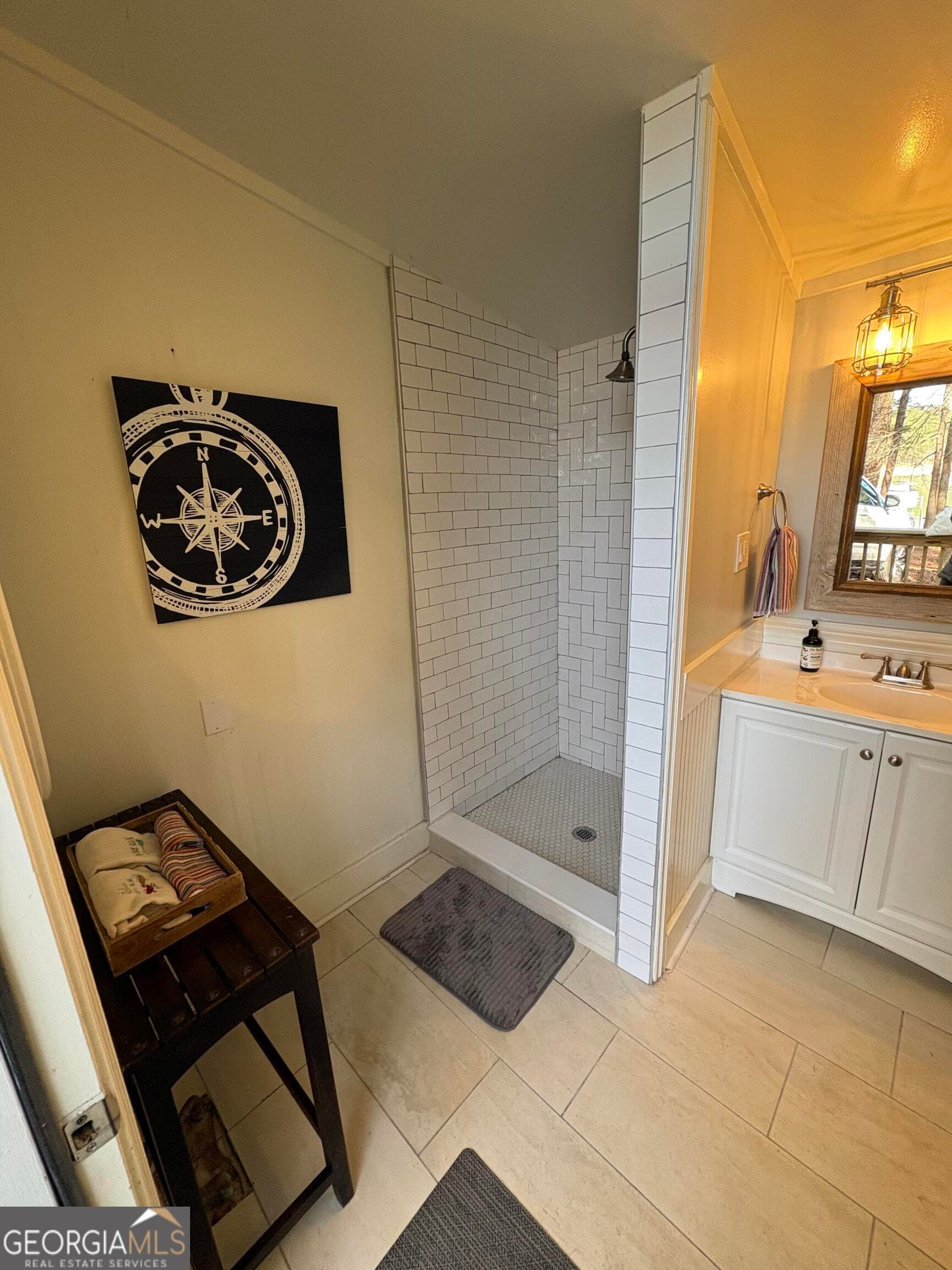1 bedroom, 1.5 bathroom, 460 sq ft cabin,single family residence for sale at 5400 Kings Camp Road # B21, Acworth, GA 30102 — photo 5