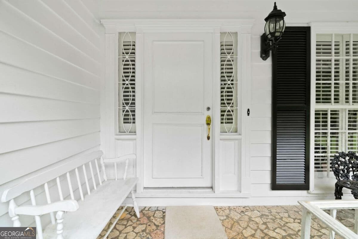 3 bedroom, 2 bathroom single family residence for sale at 4670 Windsor Drive, Smyrna, GA 30082 — photo 6
