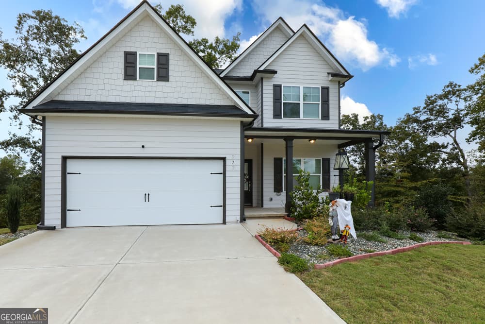 4 bedroom, 2.5 bathroom, 2,266 sq ft single family residence for sale at 171 Quail Forest Circle, Toccoa, GA 30577 — photo 3