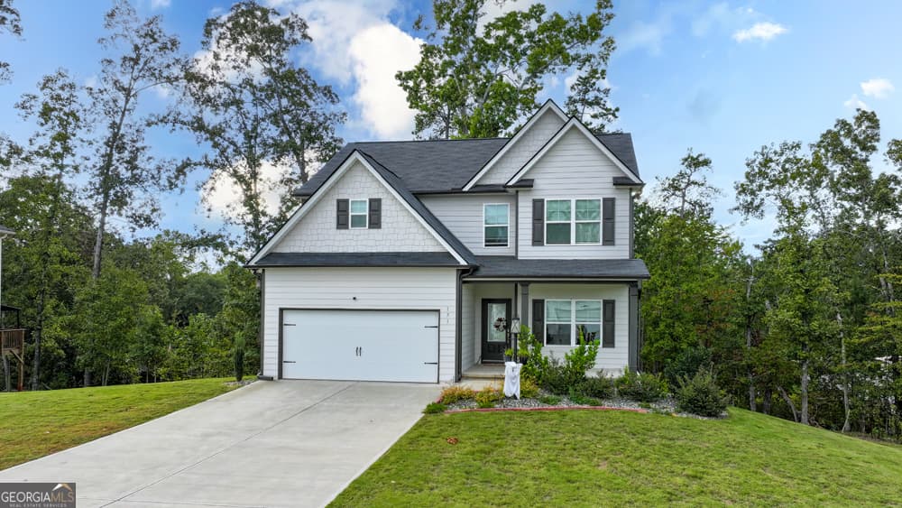 4 bedroom, 2.5 bathroom, 2,266 sq ft single family residence for sale at 171 Quail Forest Circle, Toccoa, GA 30577 — photo 4