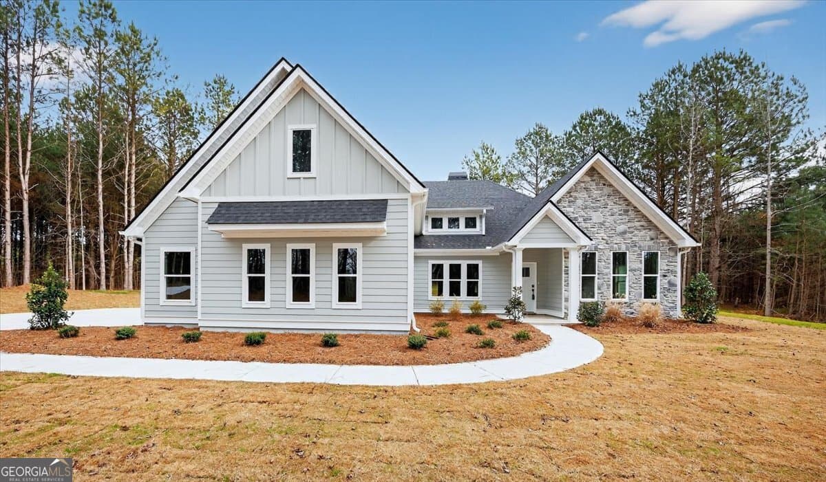 5 bedroom, 4 bathroom, 2,900 sq ft single family residence for sale at 98 Mud Bridge Road, The Rock, GA 30285 — photo 3