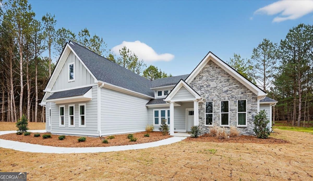 5 bedroom, 4 bathroom, 2,900 sq ft single family residence for sale at 98 Mud Bridge Road, The Rock, GA 30285 — photo 4