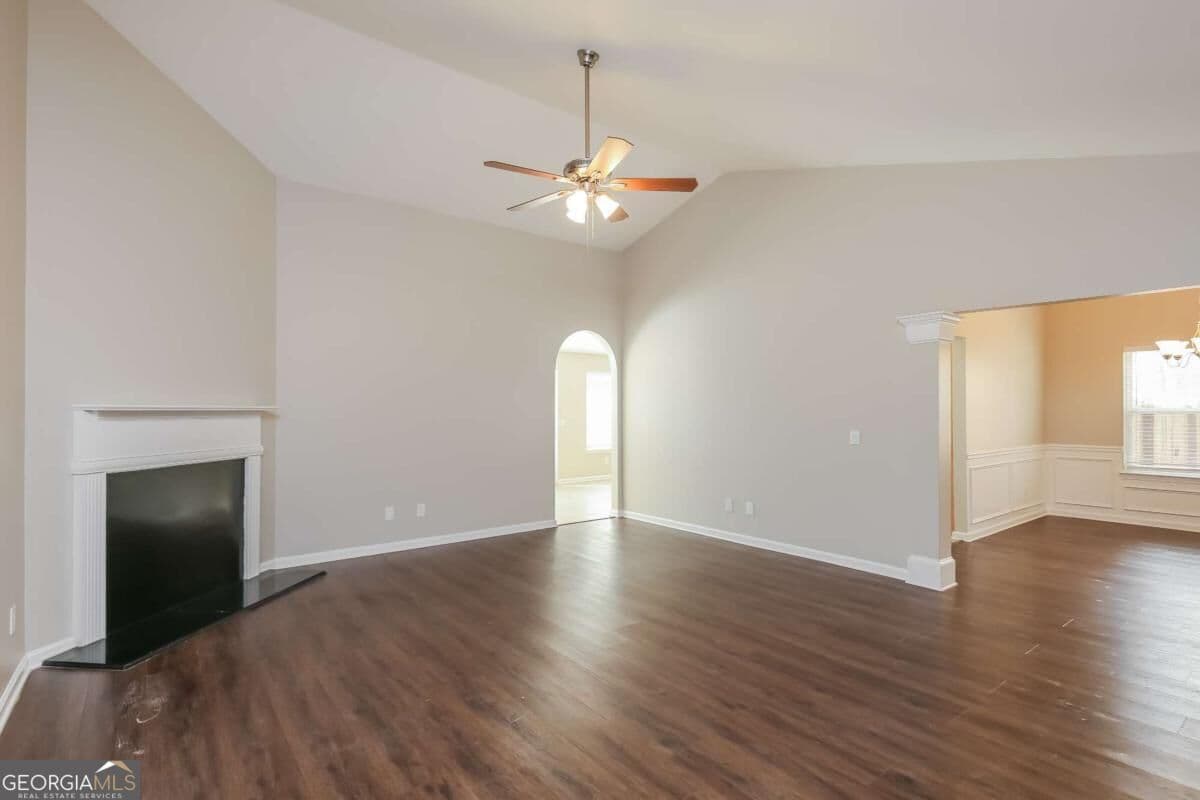 4 bedroom, 2 bathroom single family residence for rent at 4483 Caney Fork Circle, Braselton, GA 30517 for $2,495 a month — photo 3