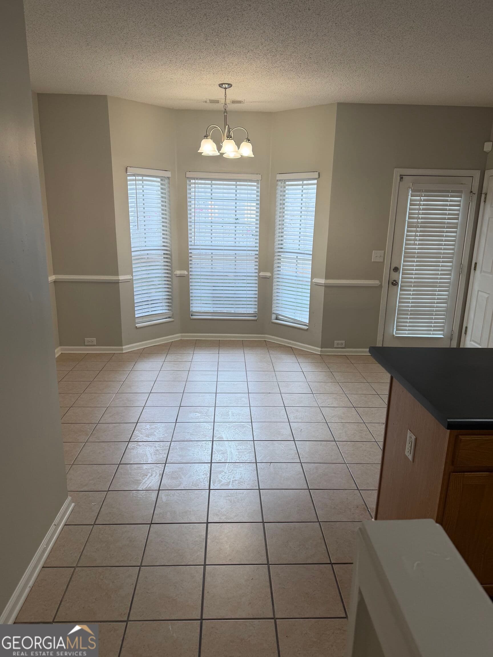 2 bedroom, 2.5 bathroom, 1,492 sq ft townhouse for rent at 2667 Parkway Trail, Lithonia, GA 30058 for $1,650 a month — photo 3