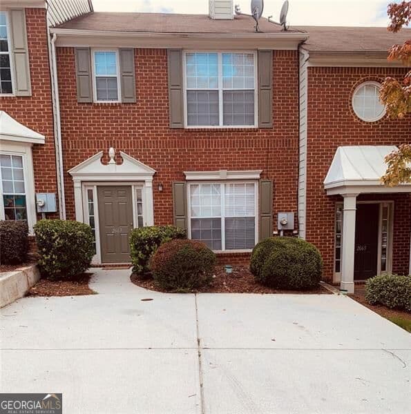 2 bedroom, 2.5 bathroom, 1,492 sq ft townhouse for rent at 2667 Parkway Trail, Lithonia, GA 30058 for $1,650 a month