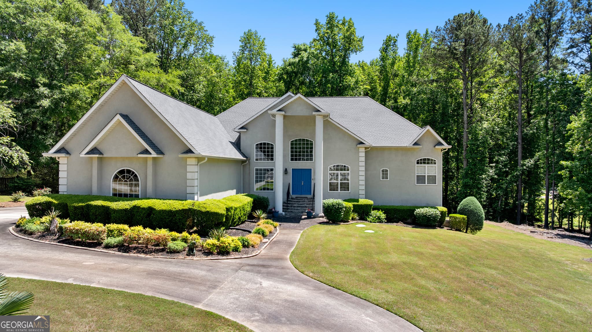 4 bedroom, 3 bathroom, 3,966 sq ft single family residence for sale at 915 Magnolia Way, Hampton, GA 30228 — photo 2