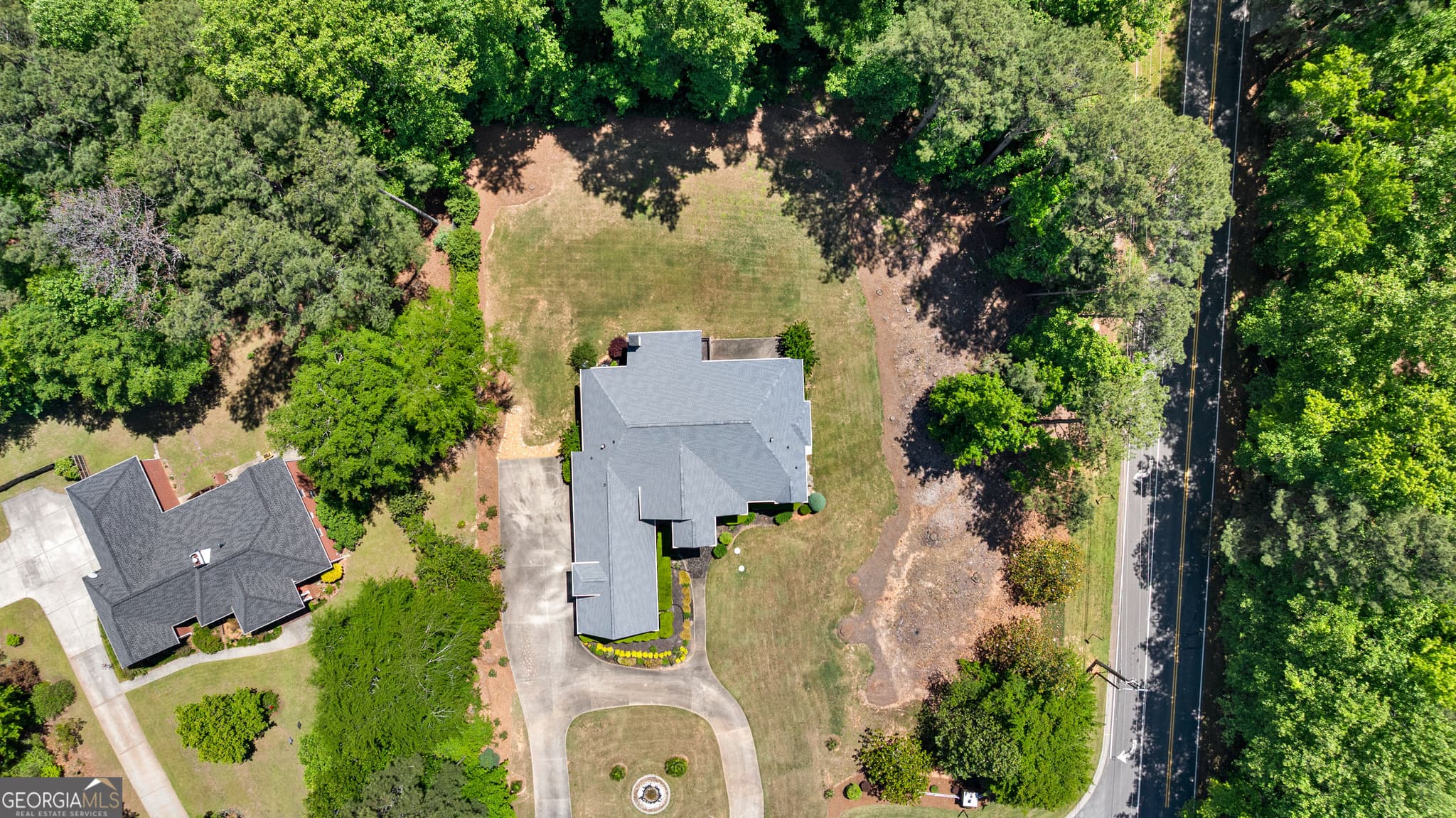 4 bedroom, 3 bathroom, 3,966 sq ft single family residence for sale at 915 Magnolia Way, Hampton, GA 30228 — photo 9