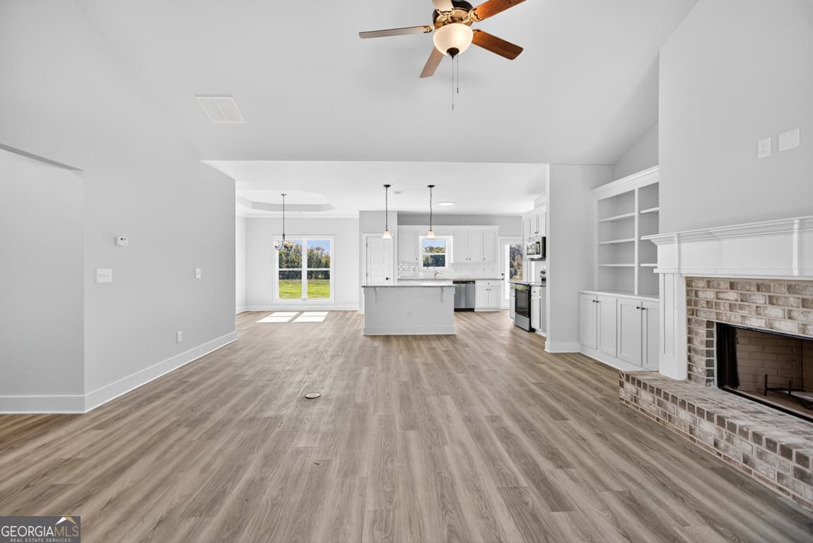 4 bedroom, 3 bathroom, 2,150 sq ft single family residence under contract at 2597 Bethany Bowersville Road 6, Canon, GA 30520 — photo 3