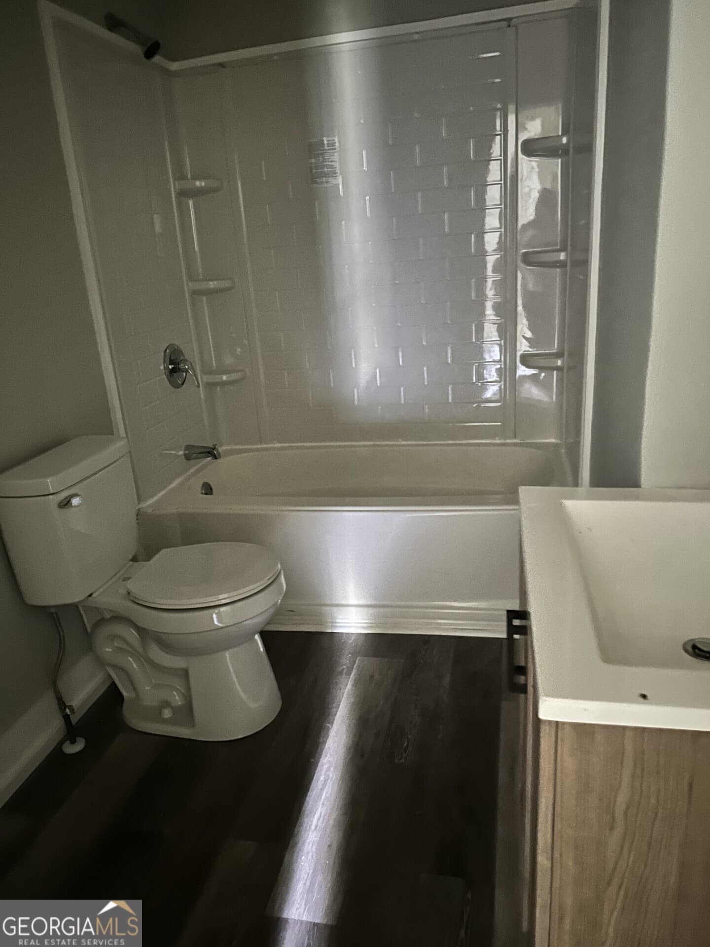 2 bedroom, 1 bathroom, 888 sq ft single family residence for rent at 6 Windsor Drive, Griffin, GA 30223 for $1,100 a month — photo 7