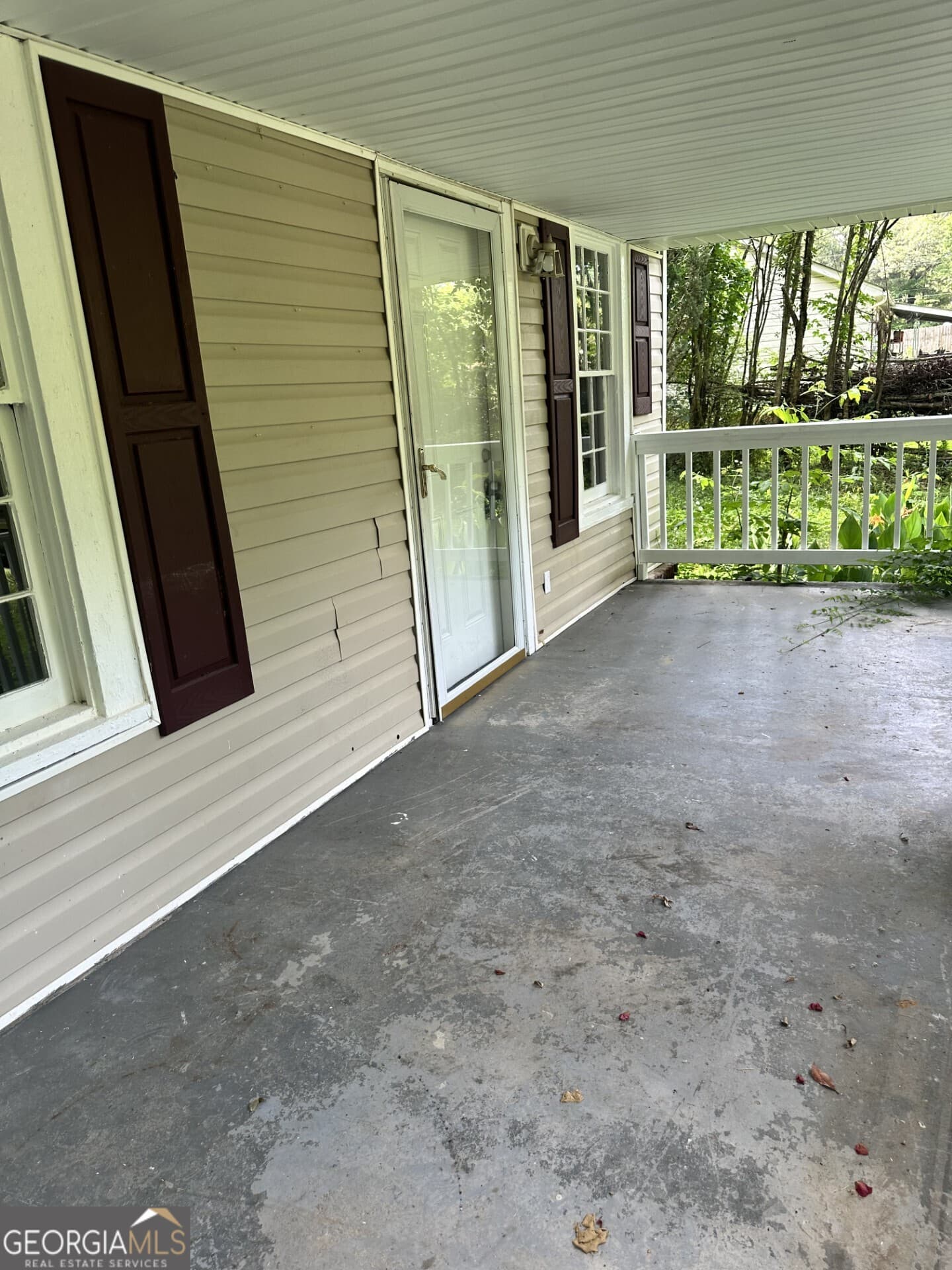2 bedroom, 1 bathroom, 888 sq ft single family residence for rent at 6 Windsor Drive, Griffin, GA 30223 for $1,100 a month — photo 8
