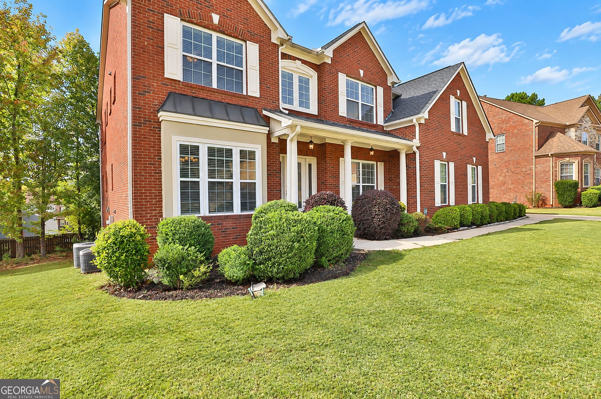 5 bedroom, 4 bathroom, 3,661 sq ft single family residence for sale at 15 Stonebridge Boulevard, Newnan, GA 30265 — photo 5