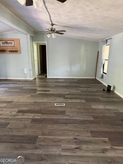 3 bedroom, 2 bathroom, 1,248 sq ft manufactured home,single family residence under contract at 10 Johnson Avenue, Manchester, GA 31816 — photo 4