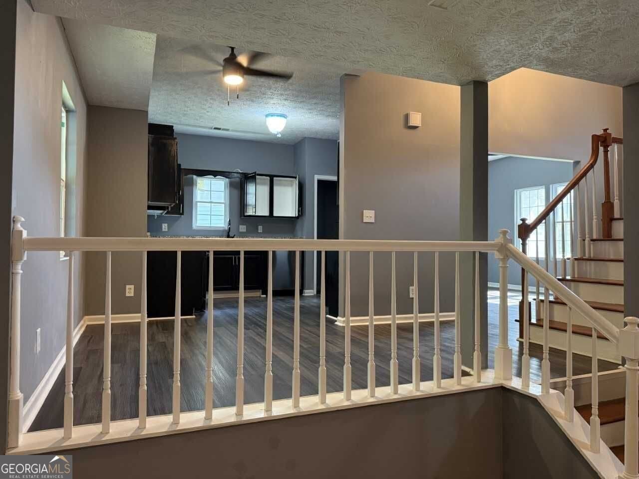 3 bedroom, 2.5 bathroom, 1,999 sq ft single family residence for rent at 6463 Pine Bark Court, Morrow, GA 30260 for $1,900 a month — photo 2