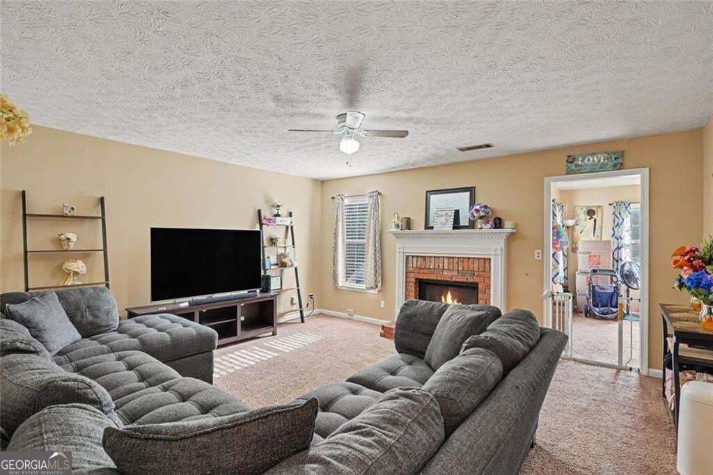 3 bedroom, 2.5 bathroom, 1,496 sq ft single family residence for sale at 2809 Mill Lake Way, Morrow, GA 30260 — photo 3