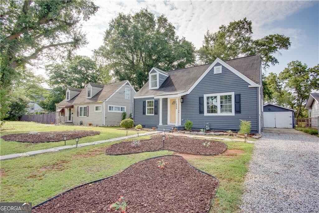 4 bedroom, 3 bathroom, 1,738 sq ft single family residence for sale at 1466 Hardin Avenue, College Park, GA 30337 — photo 3