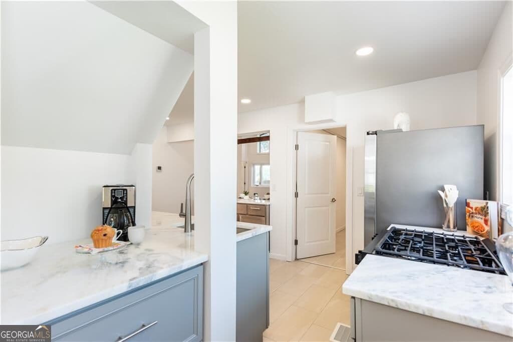 4 bedroom, 3 bathroom, 1,738 sq ft single family residence for sale at 1466 Hardin Avenue, College Park, GA 30337 — photo 10