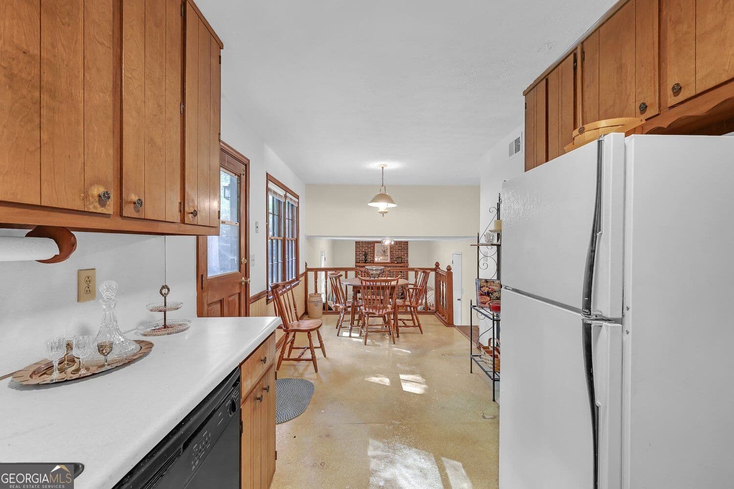 3 bedroom, 2 bathroom, 2,796 sq ft single family residence for sale at 1466 Hewatt Road, Lilburn, GA 30047 — photo 6