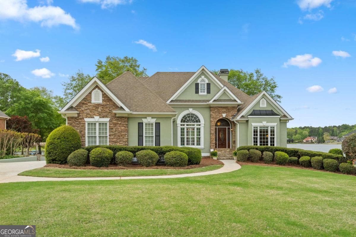 4 bedroom, 4.5 bathroom, 3,899 sq ft single family residence sold at 140 Bay Drive, Newnan, GA 30263