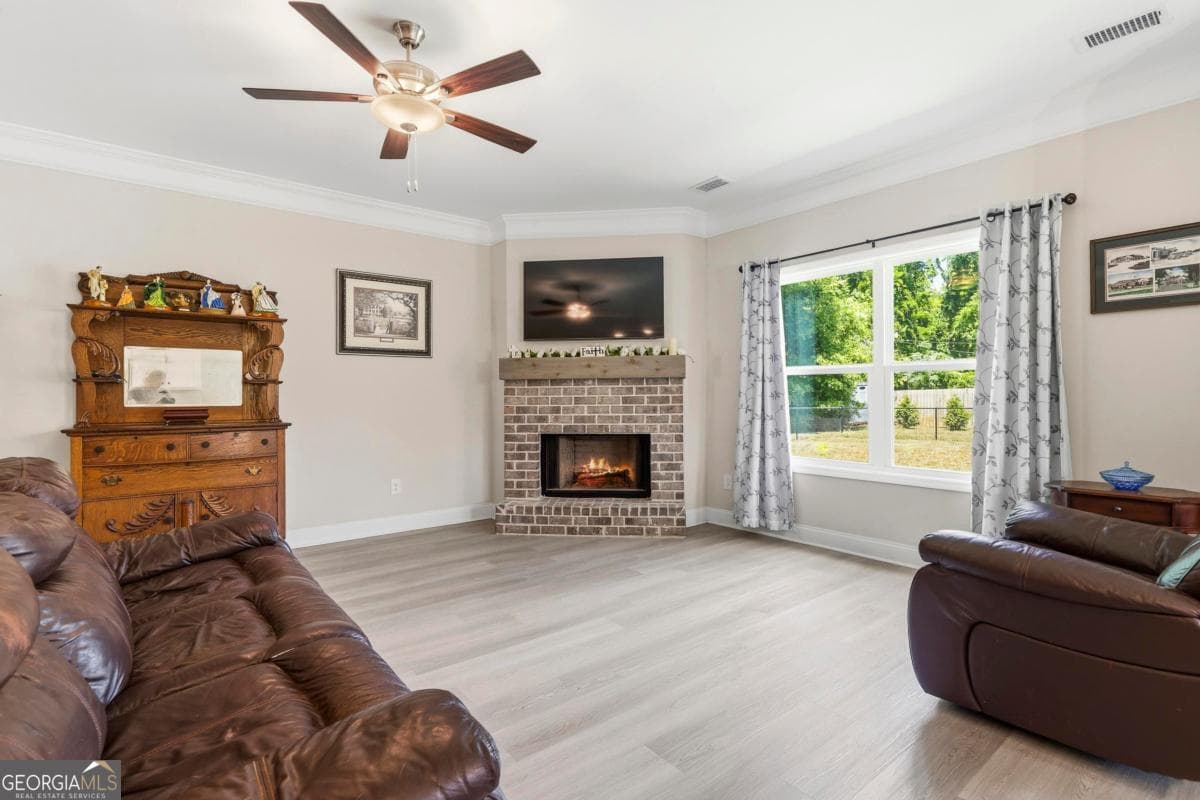 3 bedroom, 2 bathroom, 1,996 sq ft single family residence under contract at 145 Pearl Moon Drive, Eatonton, GA 31024 — photo 6