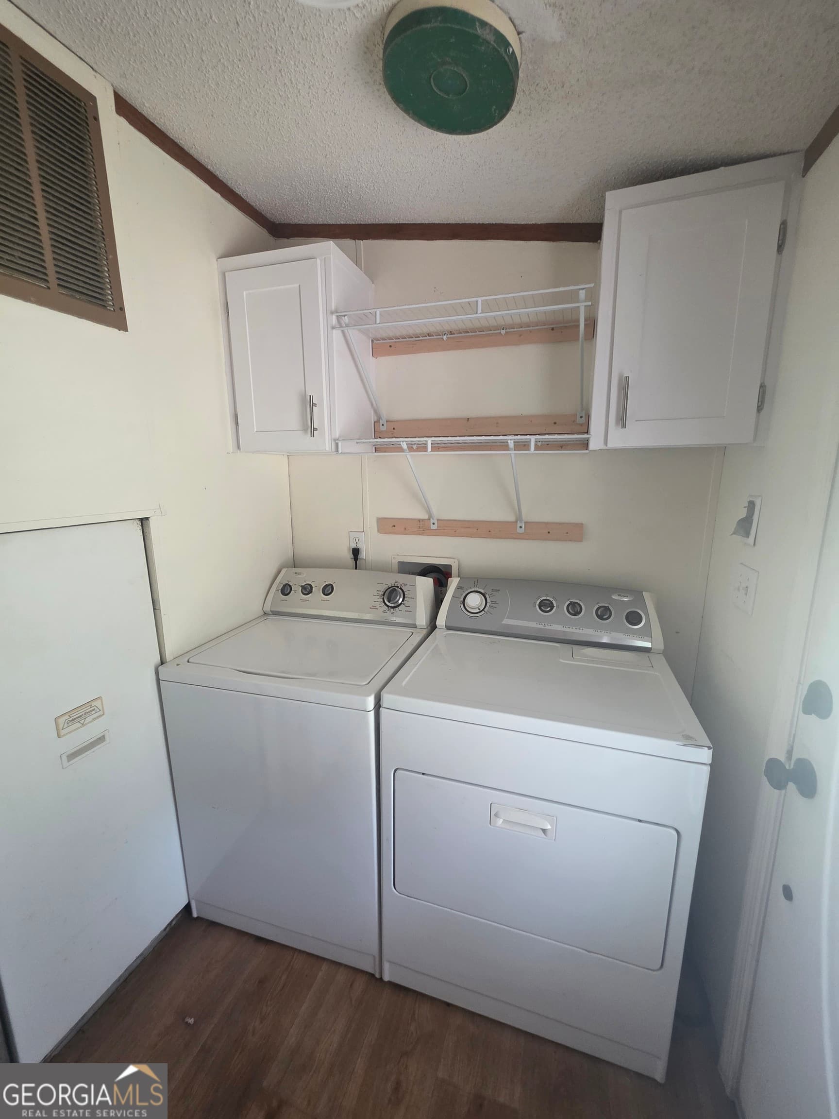 3 bedroom, 2 bathroom, 1,248 sq ft manufactured home,single family residence for sale at 21 White Acre Lane, Baxley, GA 31513 — photo 10