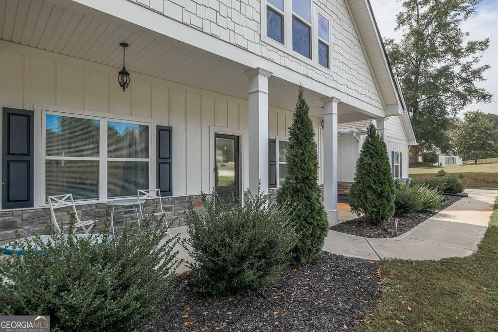 4 bedroom, 3 bathroom single family residence for sale at 155 Alcovy Reserve Way, Covington, GA 30014 — photo 4