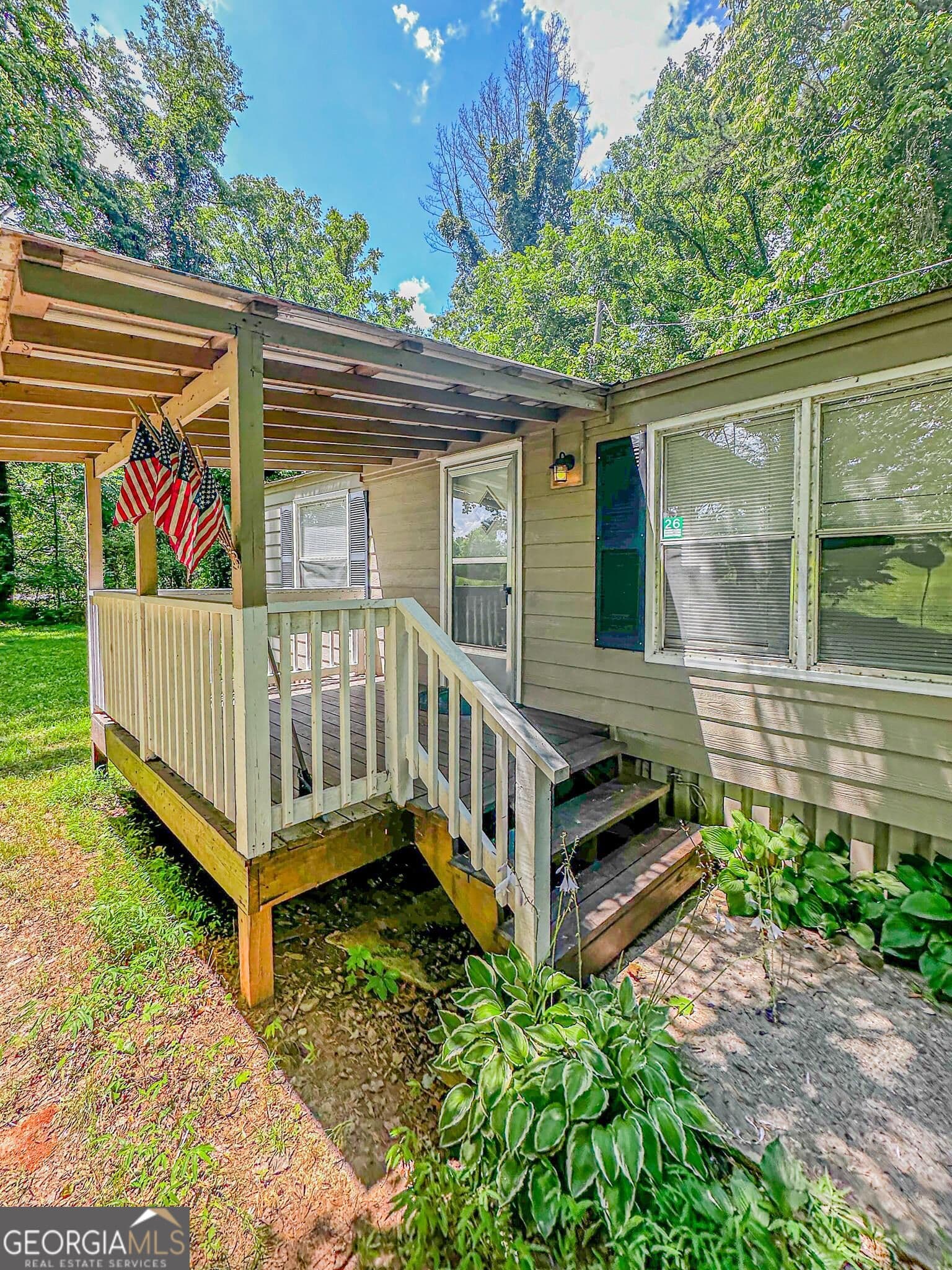 3 bedroom, 2 bathroom, 1,040 sq ft manufactured home,single family residence for rent at 6220 Town Creek Road, Dahlonega, GA 30533 for $1,425 a month — photo 5