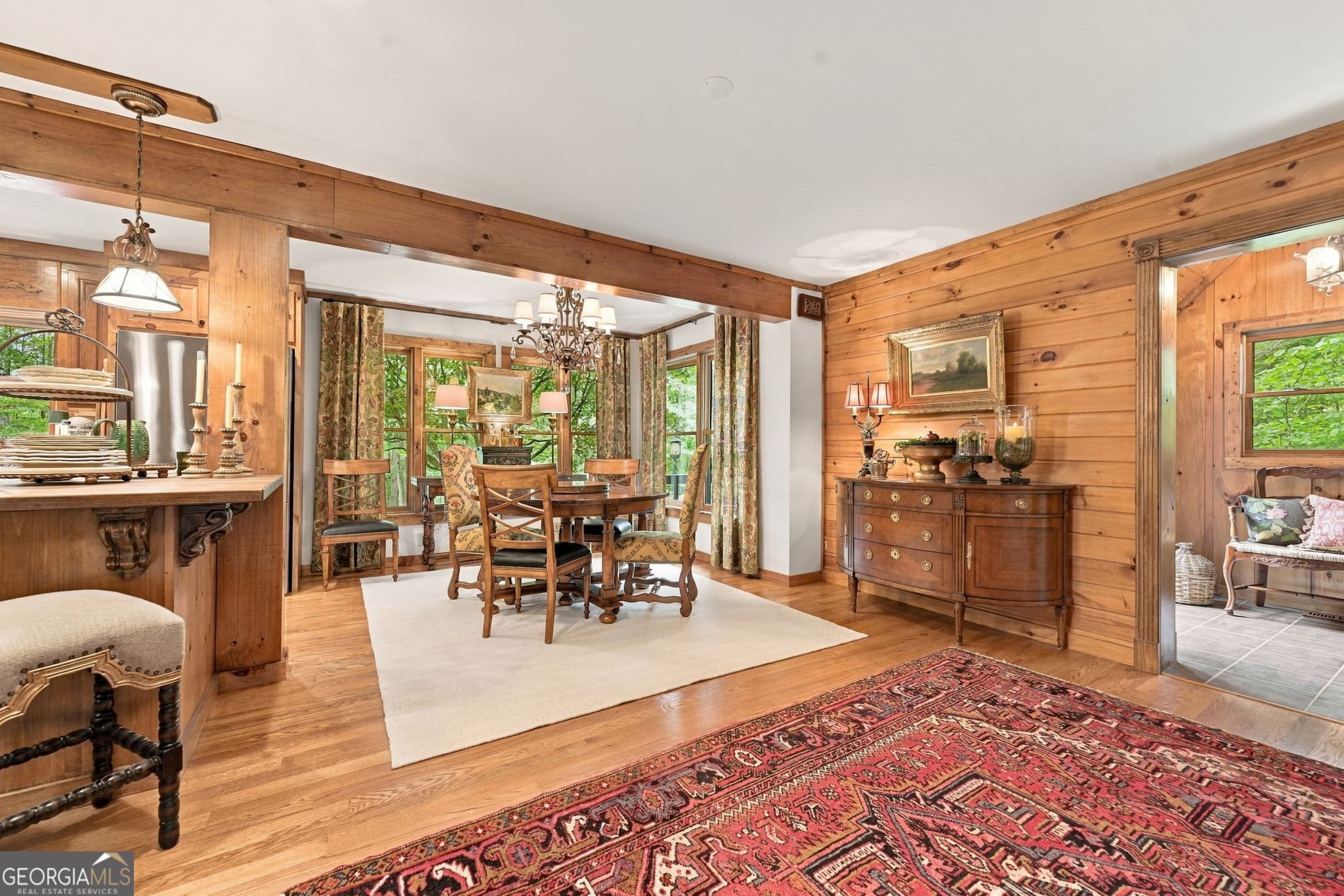 4 bedroom, 3 bathroom, 2,800 sq ft cabin,single family residence for sale at 205 Minnehaha Trail, Blue Ridge, GA 30513 — photo 8