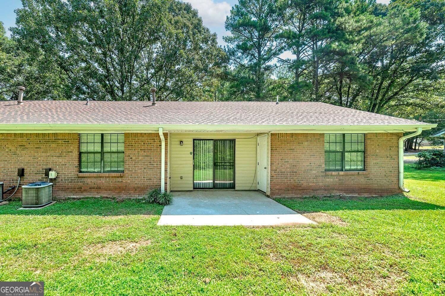 2 bedroom, 2 bathroom, 1,203 sq ft duplex for rent at 355 Santa Fe Trail, Ellenwood, GA 30294 for $1,625 a month — photo 6