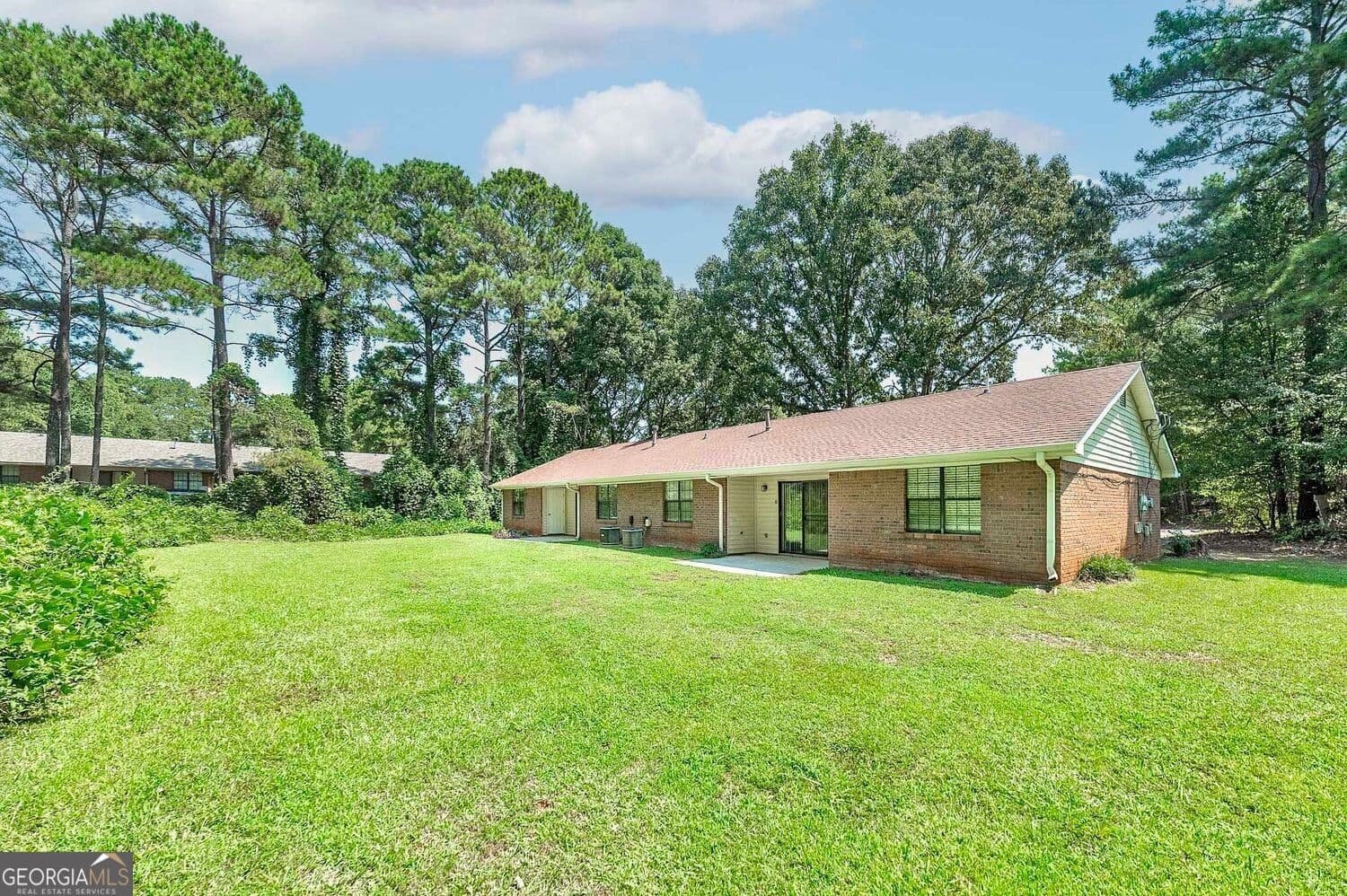 2 bedroom, 2 bathroom, 1,203 sq ft duplex for rent at 355 Santa Fe Trail, Ellenwood, GA 30294 for $1,625 a month — photo 5
