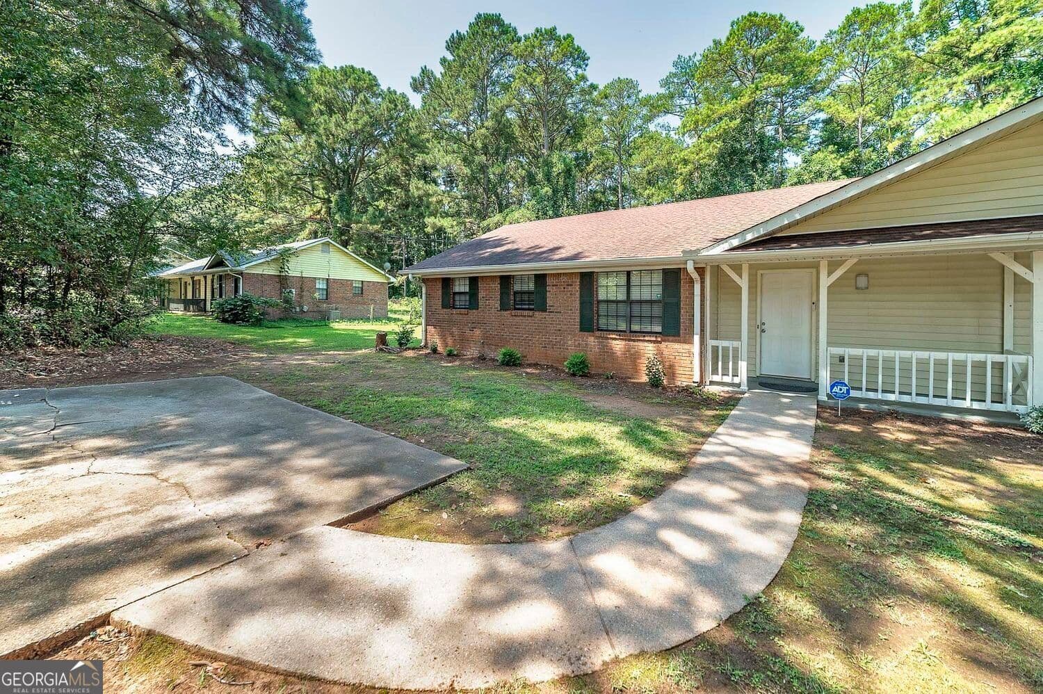 2 bedroom, 2 bathroom, 1,203 sq ft duplex for rent at 355 Santa Fe Trail, Ellenwood, GA 30294 for $1,625 a month — photo 4