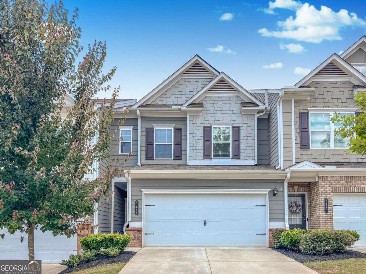 3 bedroom, 2.5 bathroom, 1,766 sq ft townhouse for rent at 5784 Silver Lake Drive, Mableton, GA 30126 for $2,399 a month — photo 1 of 28