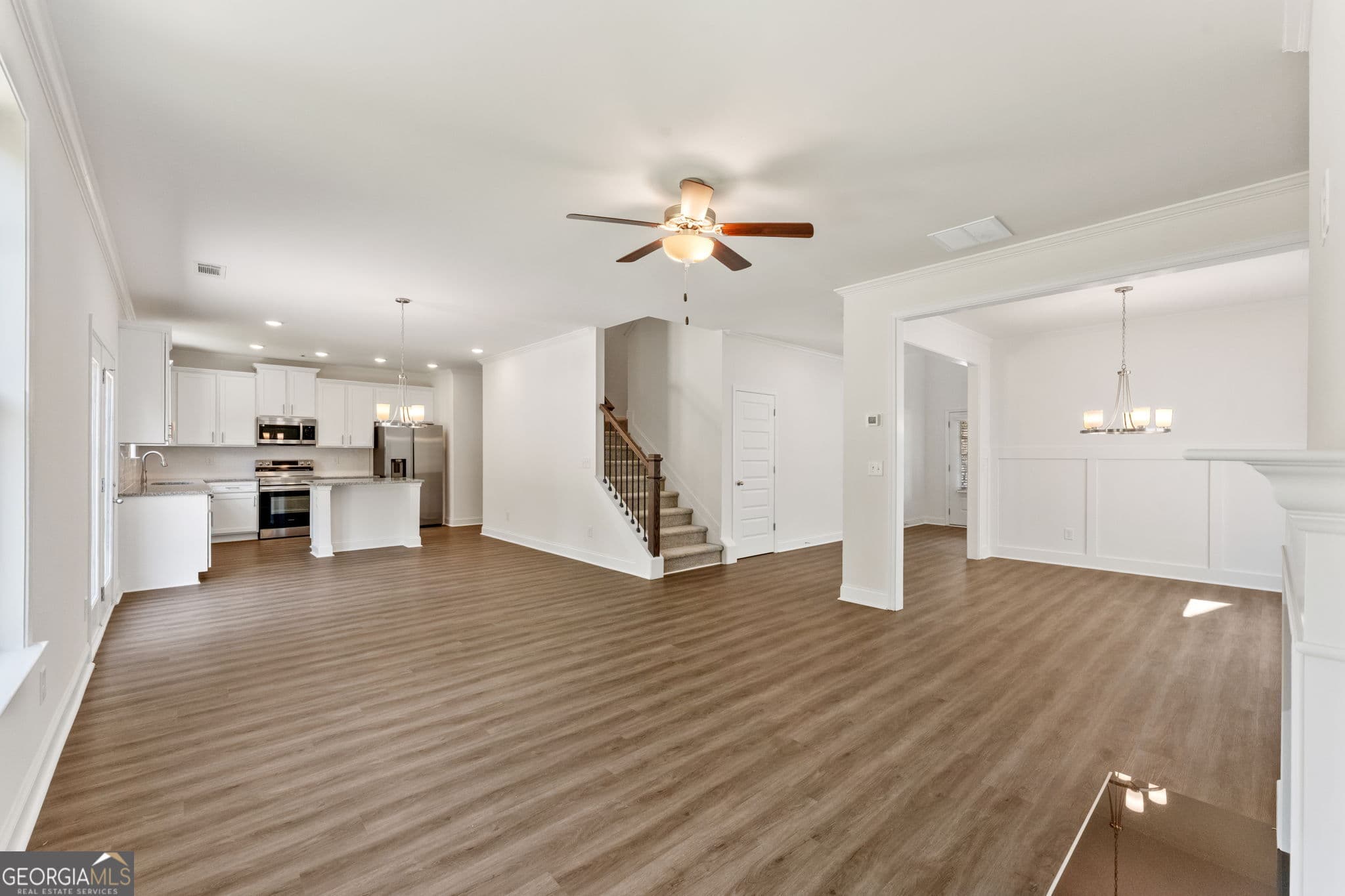4 bedroom, 2.5 bathroom, 2,428 sq ft single family residence for sale at 3976 Lockaby Way, Lawrenceville, GA 30044 — photo 10