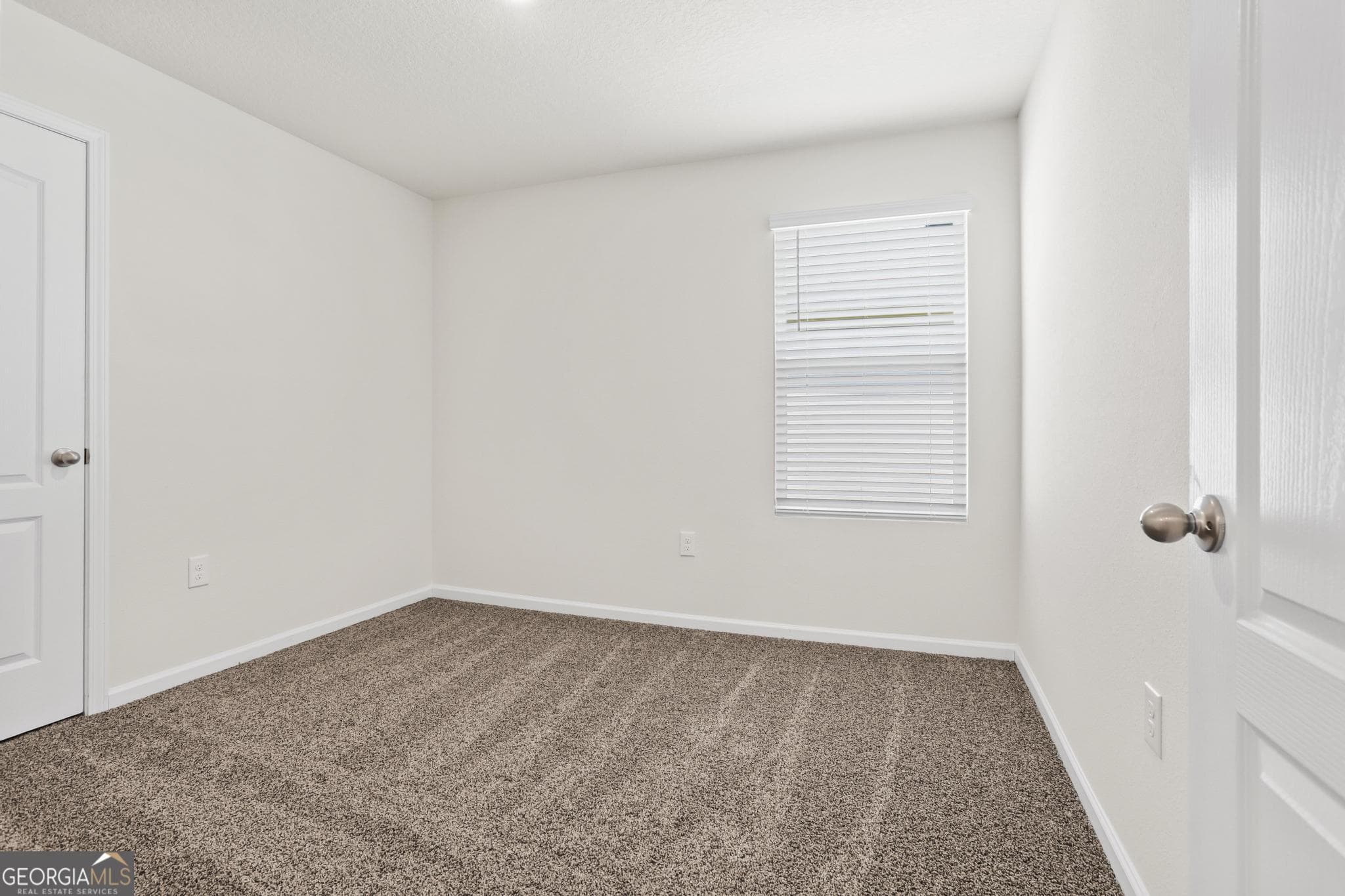 3 bedroom, 2 bathroom, 1,393 sq ft single family residence for sale at 132 Ashwood Circle, St. Marys, GA 31558 — photo 9