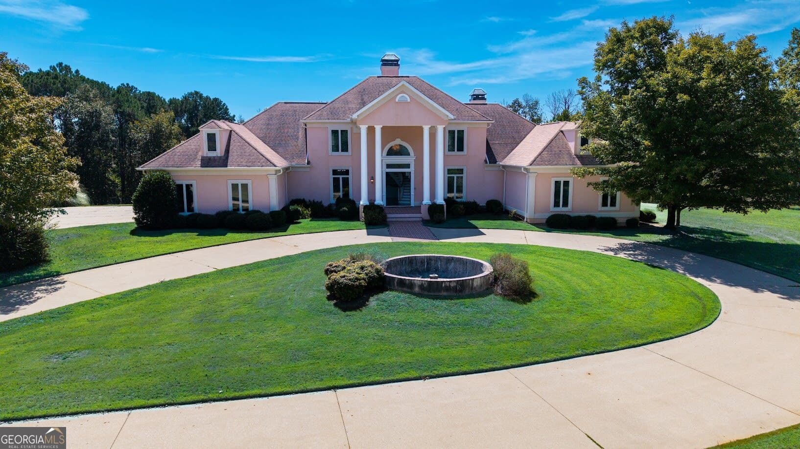 6 bedroom, 6.5 bathroom, 9,384 sq ft single family residence for sale at 219 Lovic Davis Road, Lagrange, GA 30240