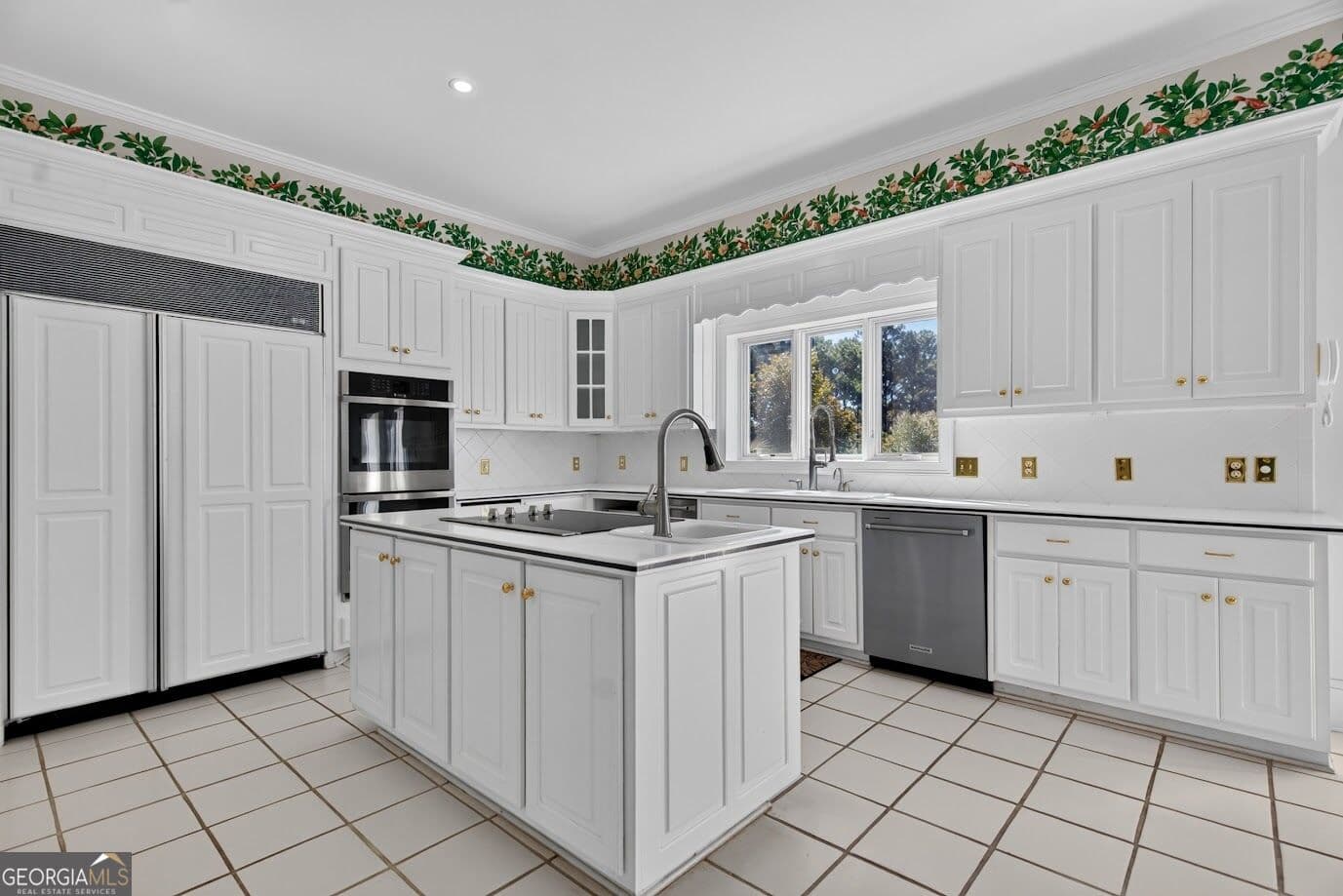 6 bedroom, 6.5 bathroom, 9,384 sq ft single family residence for sale at 219 Lovic Davis Road, Lagrange, GA 30240 — photo 5