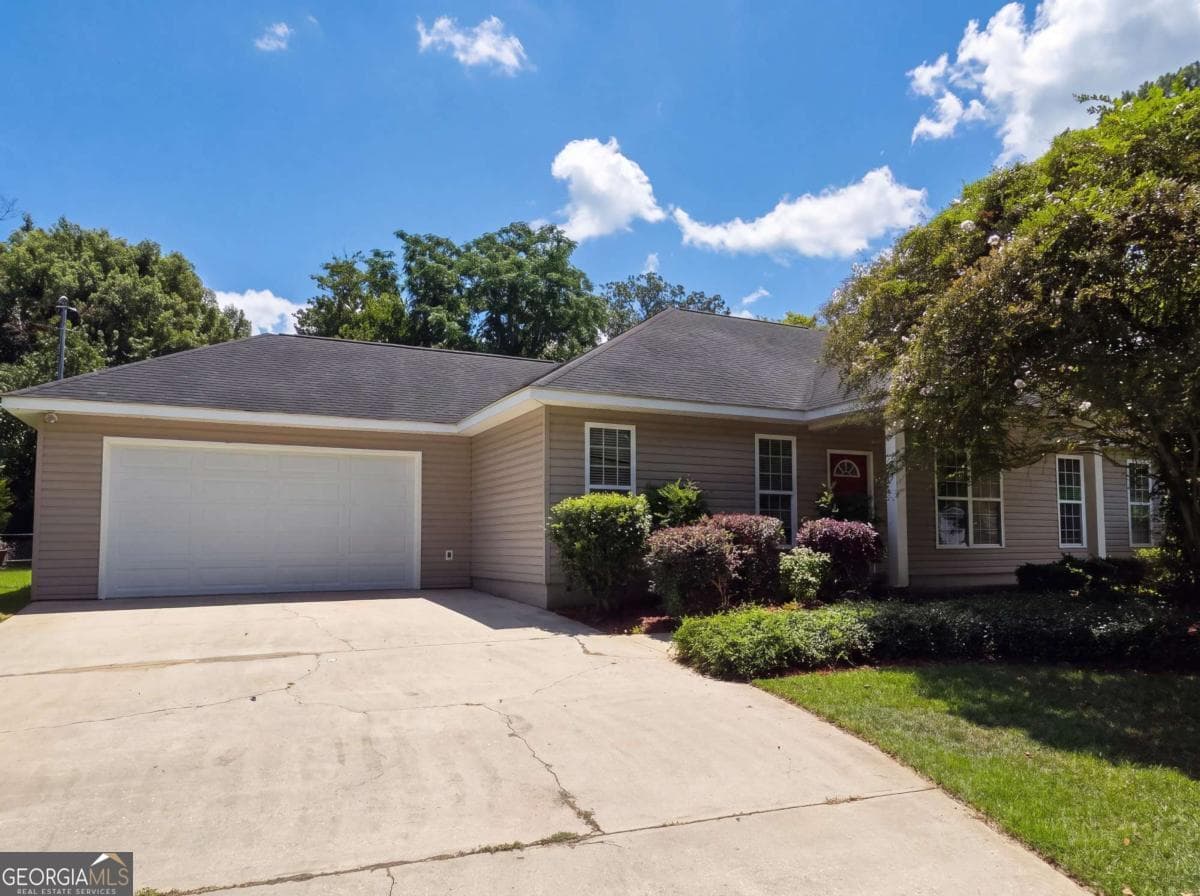 1807 Wimbledon Drive, Thomasville, GA 31792 — most recent listing photo