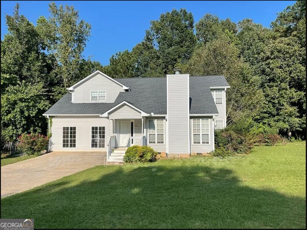 3 bedroom, 2.5 bathroom, 2,088 sq ft single family residence for rent at 81 Abbotsford Drive, Villa Rica, GA 30180 for $1,649 a month — photo 1 of 19