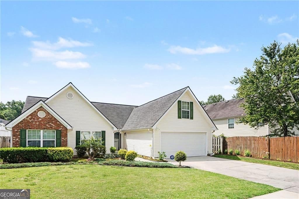 3 bedroom, 2 bathroom, 1,803 sq ft single family residence sold at 1496 Virgil Pond Lane, Loganville, GA 30052
