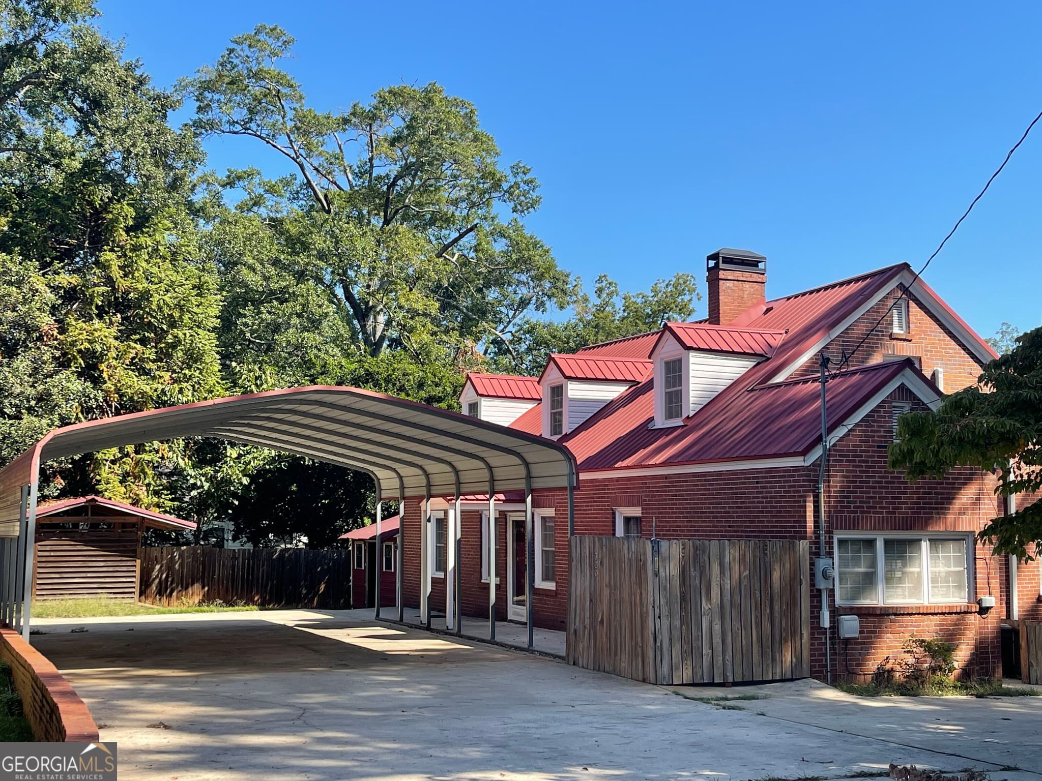 4 bedroom, 2 bathroom, 1,893 sq ft single family residence for sale at 320 Parkway Drive, Thomaston, GA 30286 — photo 3