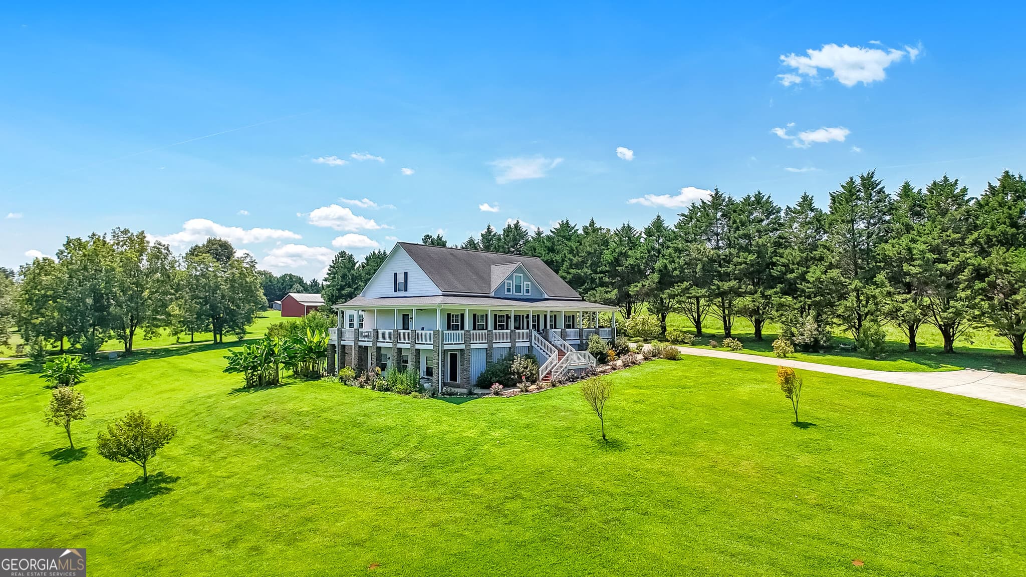 4 bedroom, 4 bathroom, 3,952 sq ft single family residence for sale at 2011 Lothridge Road, Cleveland, GA 30528 — photo 7