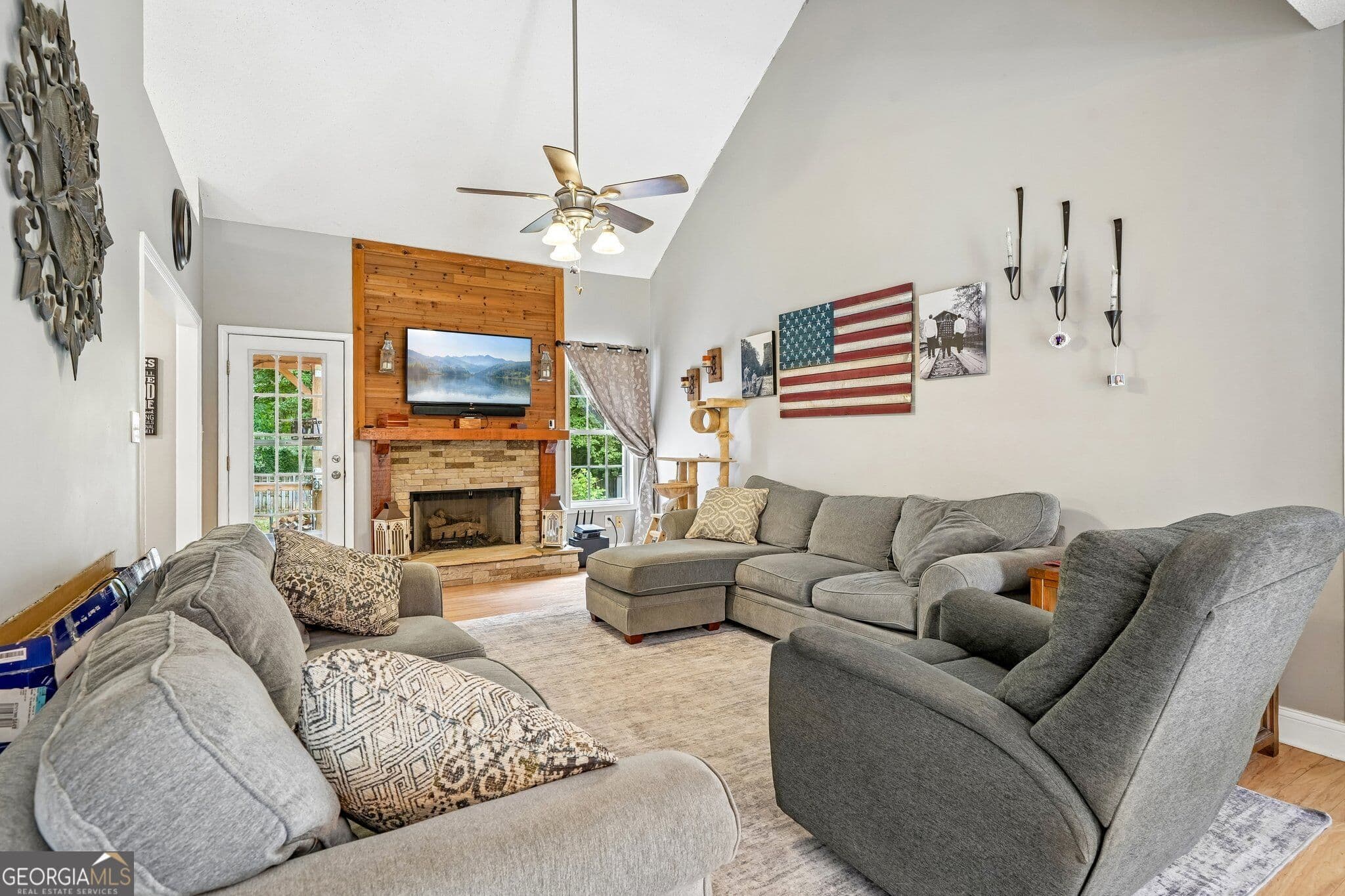 4 bedroom, 2 bathroom, 2,191 sq ft single family residence for sale at 130 Chesterfield Drive, Newnan, GA 30265 — photo 6