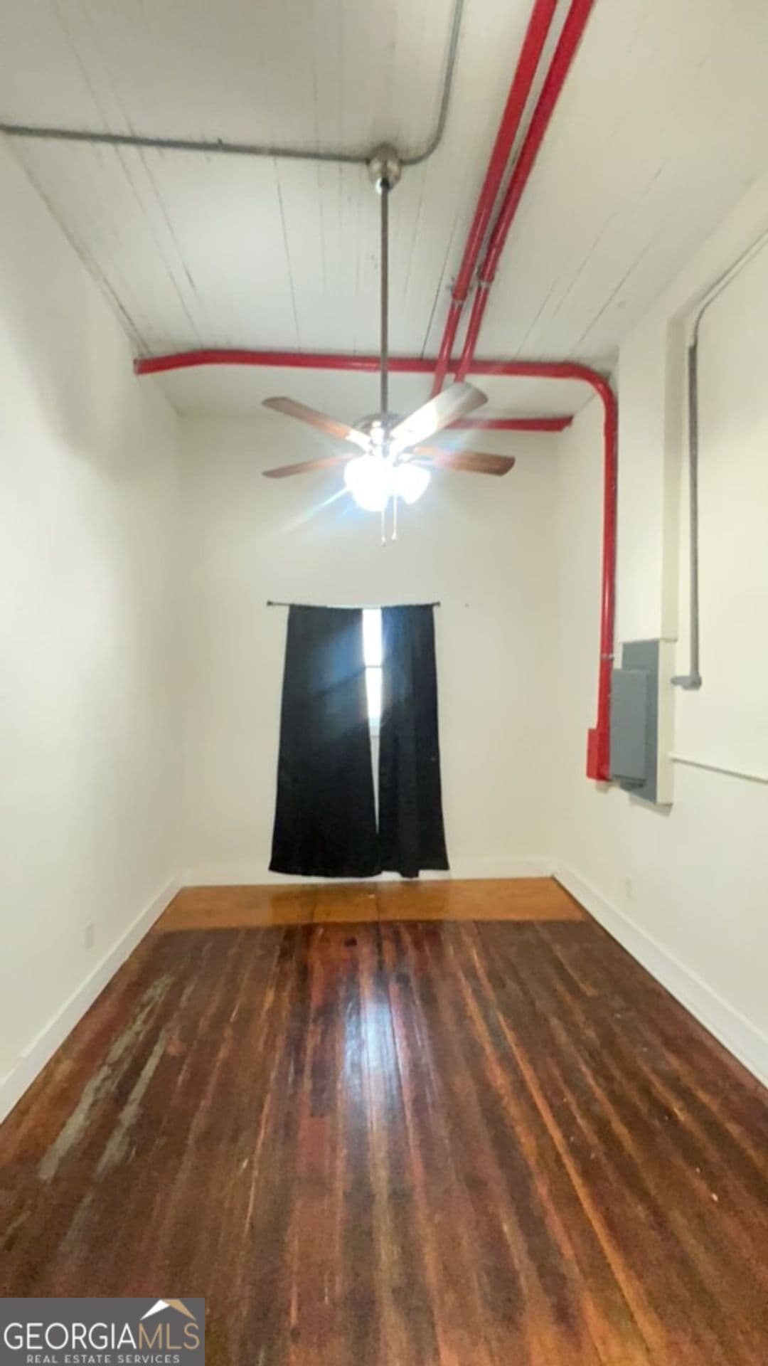 3 bedroom, 1 bathroom, 1,000 sq ft loft,apartment for rent at 208 Adamson Square UNIT A, Carrollton, GA 30117 for $1,425 a month — photo 9