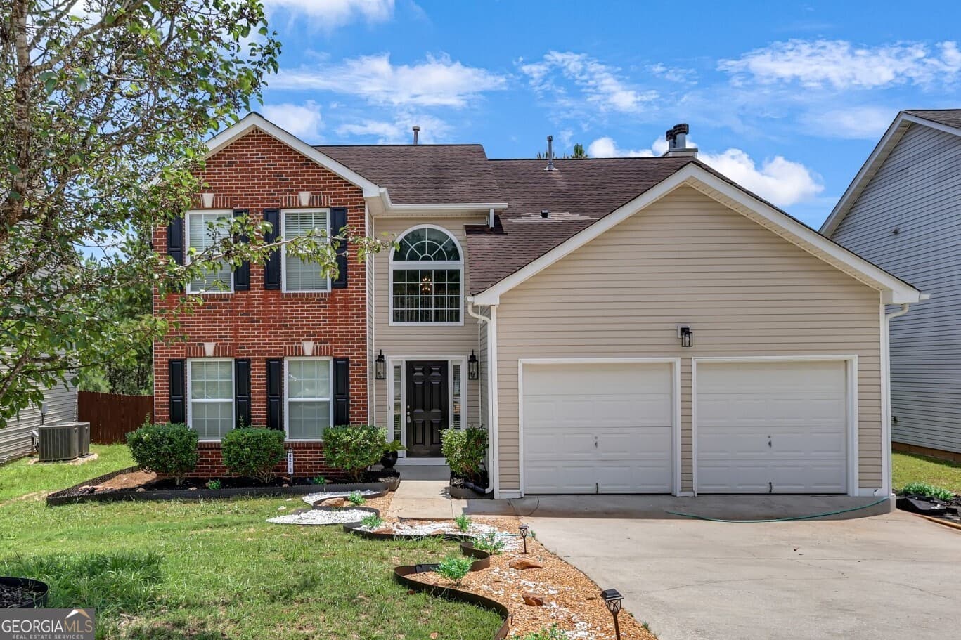 4 bedroom, 2.5 bathroom, 2,142 sq ft single family residence for sale at 4213 Sitka Drive, Douglasville, GA 30135 — photo 1 of 33