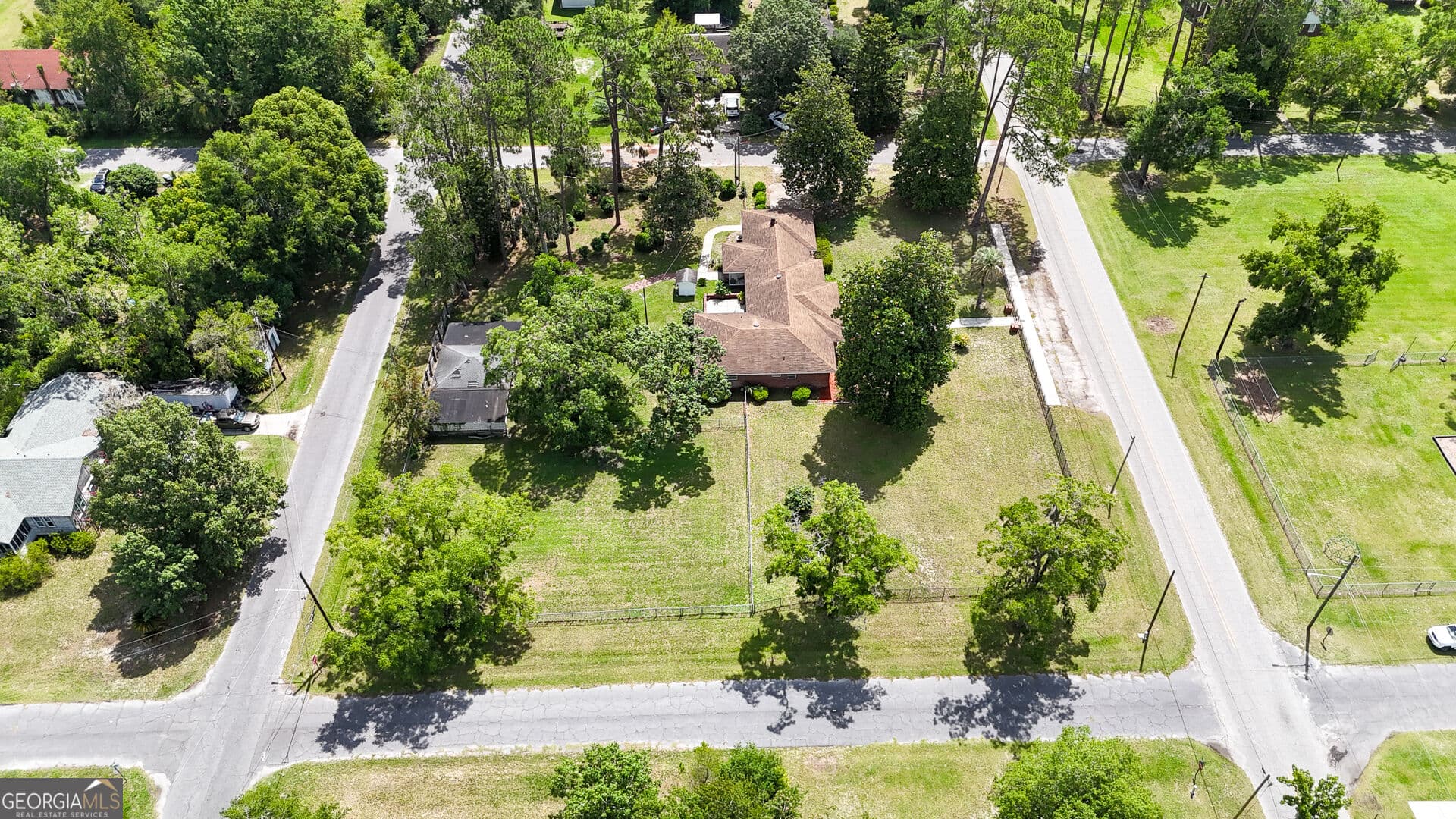 3 bedroom, 2 bathroom, 2,577 sq ft single family residence for sale at 177 Pinewood Street, Folkston, GA 31537 — photo 6