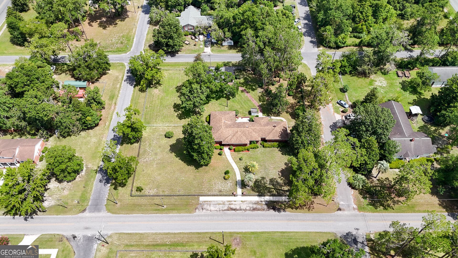 3 bedroom, 2 bathroom, 2,577 sq ft single family residence for sale at 177 Pinewood Street, Folkston, GA 31537 — photo 7